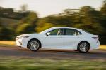 Toyota Camry SE 2017 года (NA)